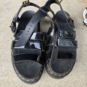 Black platform sandals
